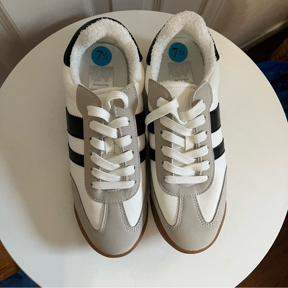 Dolce Vita Shoes - Dolce Vita, Women's Retro Sneaker